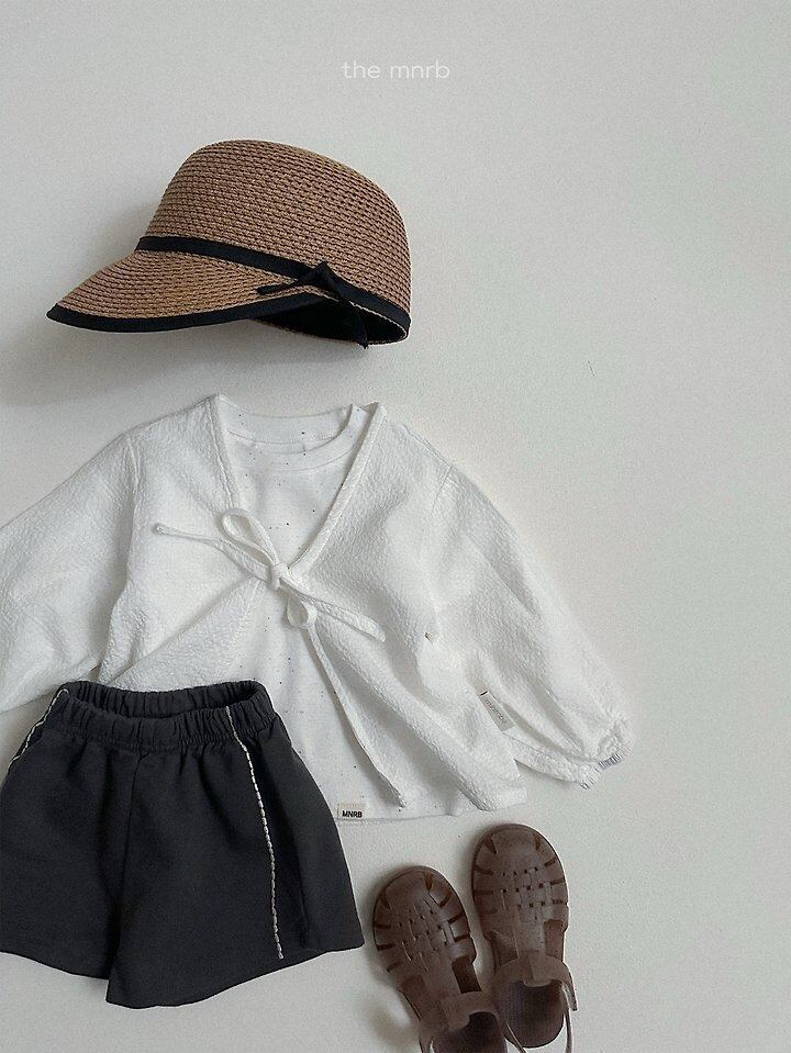 BB822CF8-950B-4950-BB1C-CF0F3817273E