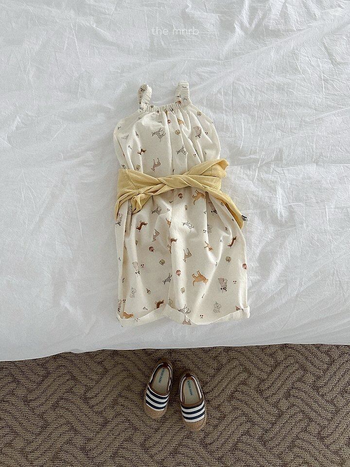 D4035BAF-4985-4B8B-93DF-E6A7A0A5BD84