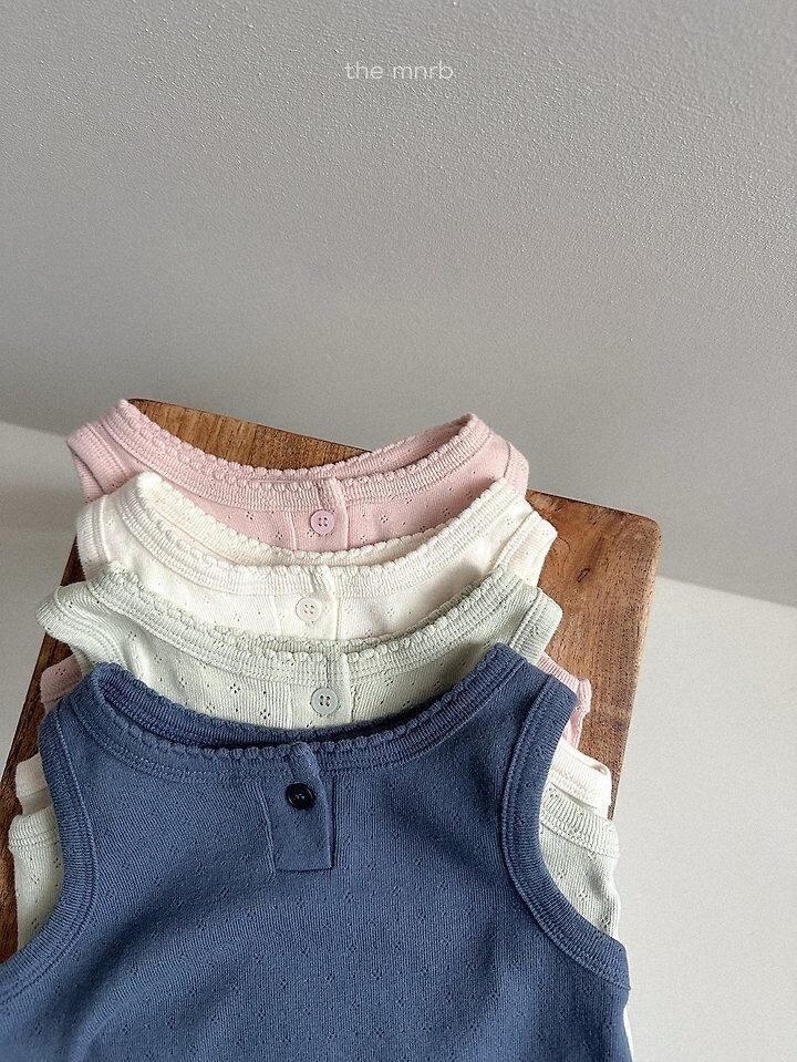 D3F99D2E-0F92-4B6E-A715-FC2A7F6BE484