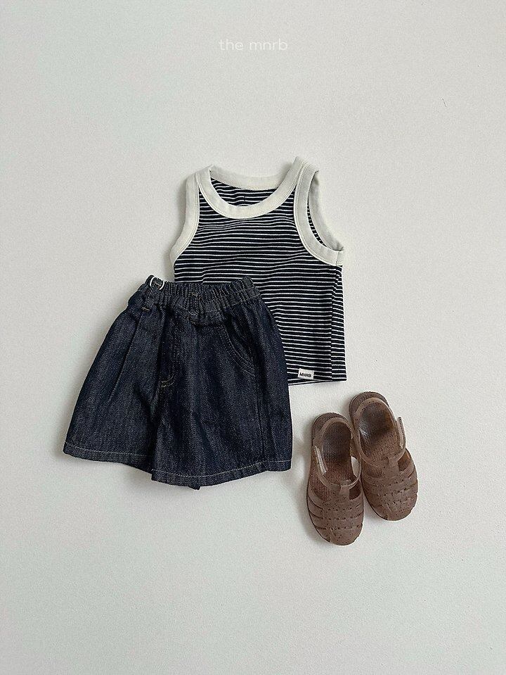 D3F01820-F435-4BB2-B106-093276B34FF8