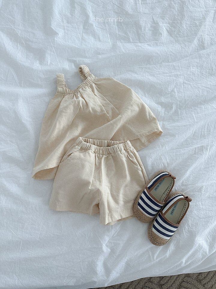 2BB04494-4C08-4E95-9073-712C9FAC651E