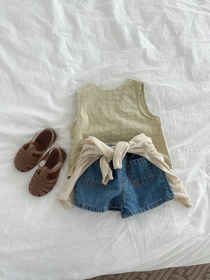 0FECB66A-E49F-4C6E-A0CE-441533CD17B8