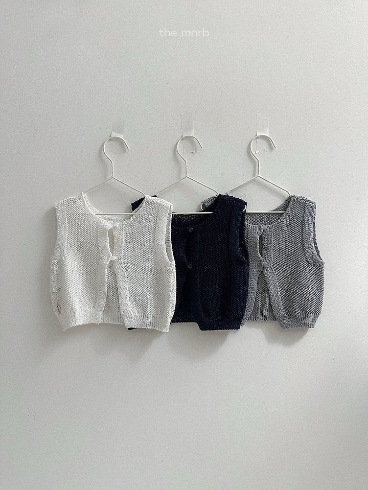 F4CA8A17-CA98-4125-A5A4-D4D6E8E18A8A