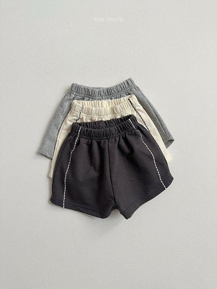 E24499C1-EE61-45B9-B9C7-5FF270E8787F