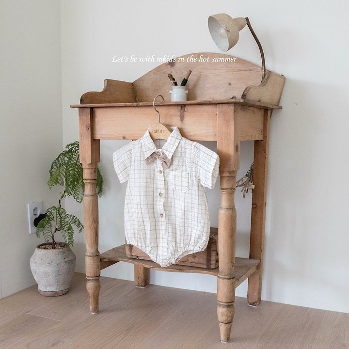 ADFB1E94-BCDC-42C3-A427-98C062BD273D