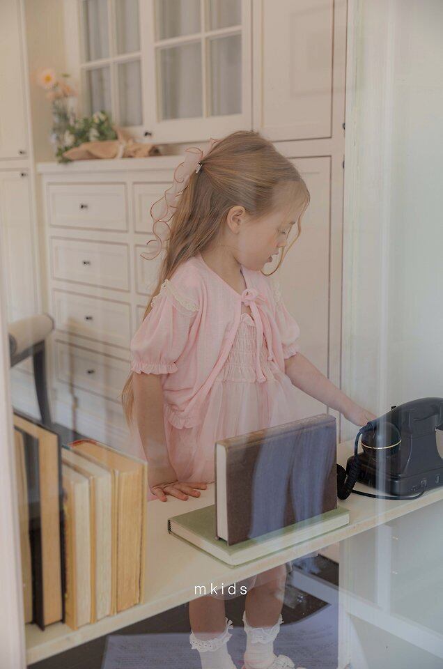 4ECC92F2-CB4D-451A-80A2-BF89729431C7