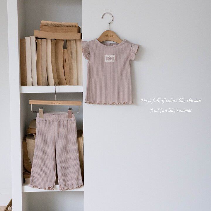 C4346836-8BEE-498C-A480-4986DF572BE2