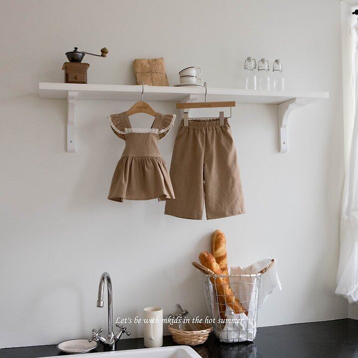 6FB2B279-7712-4E4C-A98A-1A54C64937C2