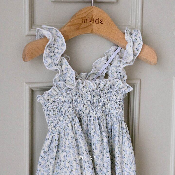 CAAAB03F-7082-43F5-9660-E4E70A269565