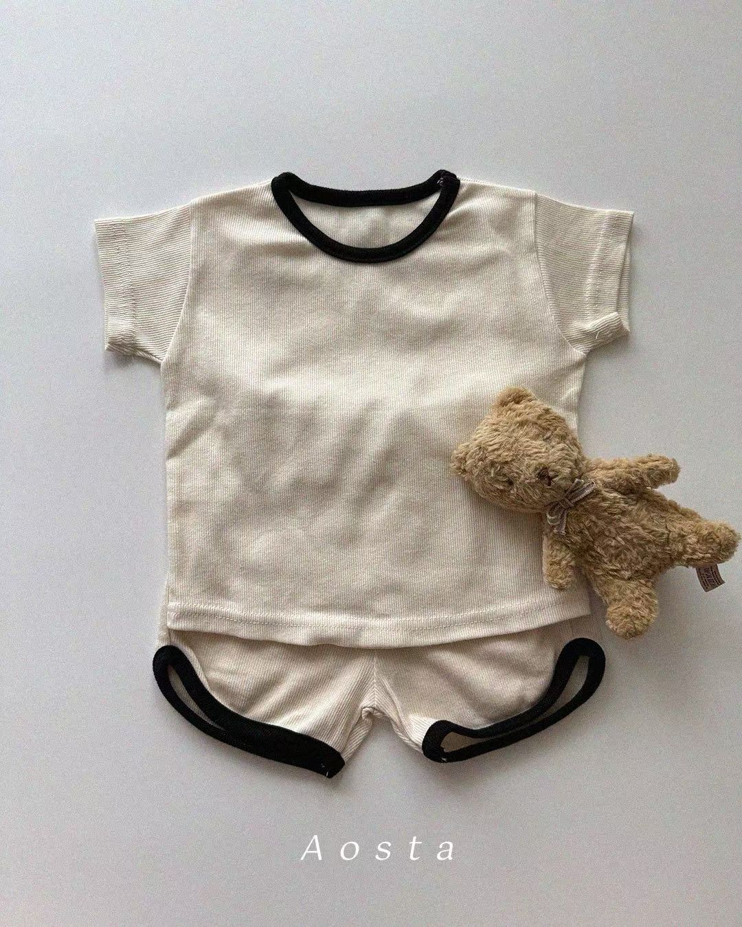 12AF046A-8BF0-4D0F-AD02-E4B6C5795202