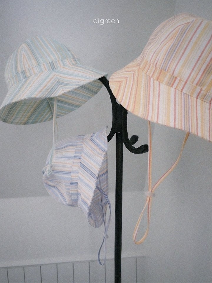 9F511C70-5E75-48BA-8FEF-3FA25E6F8B0B