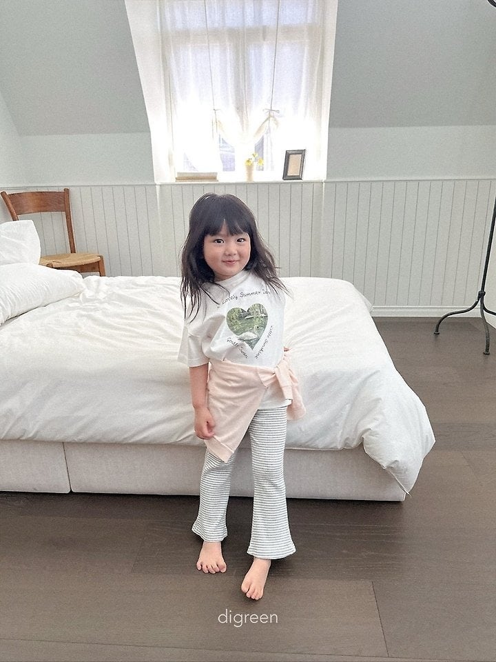 FFB30949-73FE-4A20-8ACC-C63DE0BADCE4