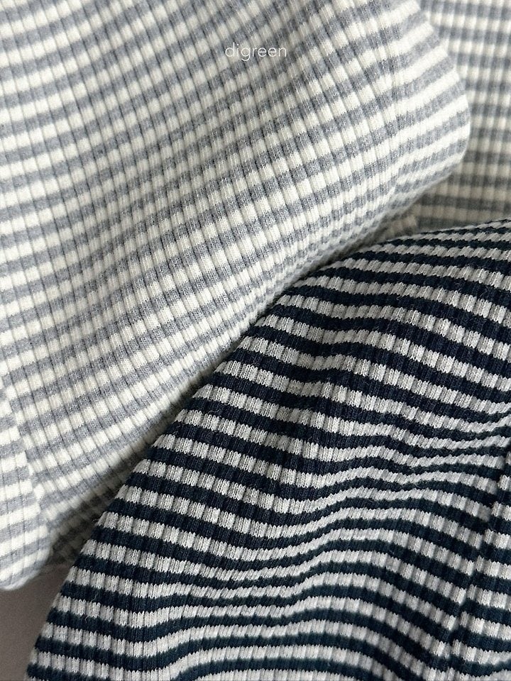 FC3CC527-BD58-4A4D-A27D-DDC0DD0BB4F2