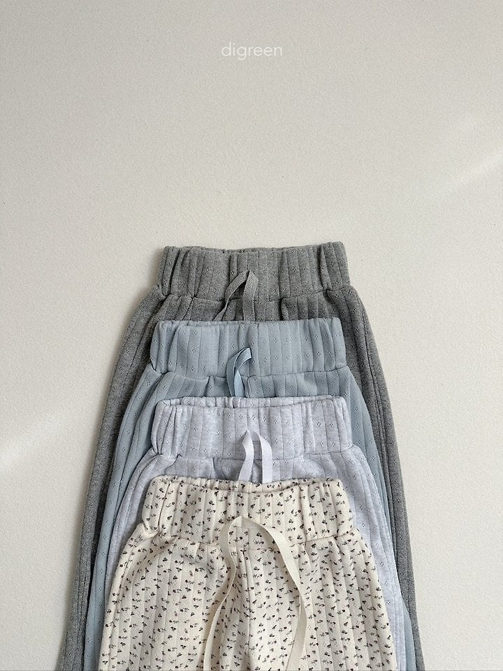 562D03FE-4211-4A70-9099-7C0CDDC51561