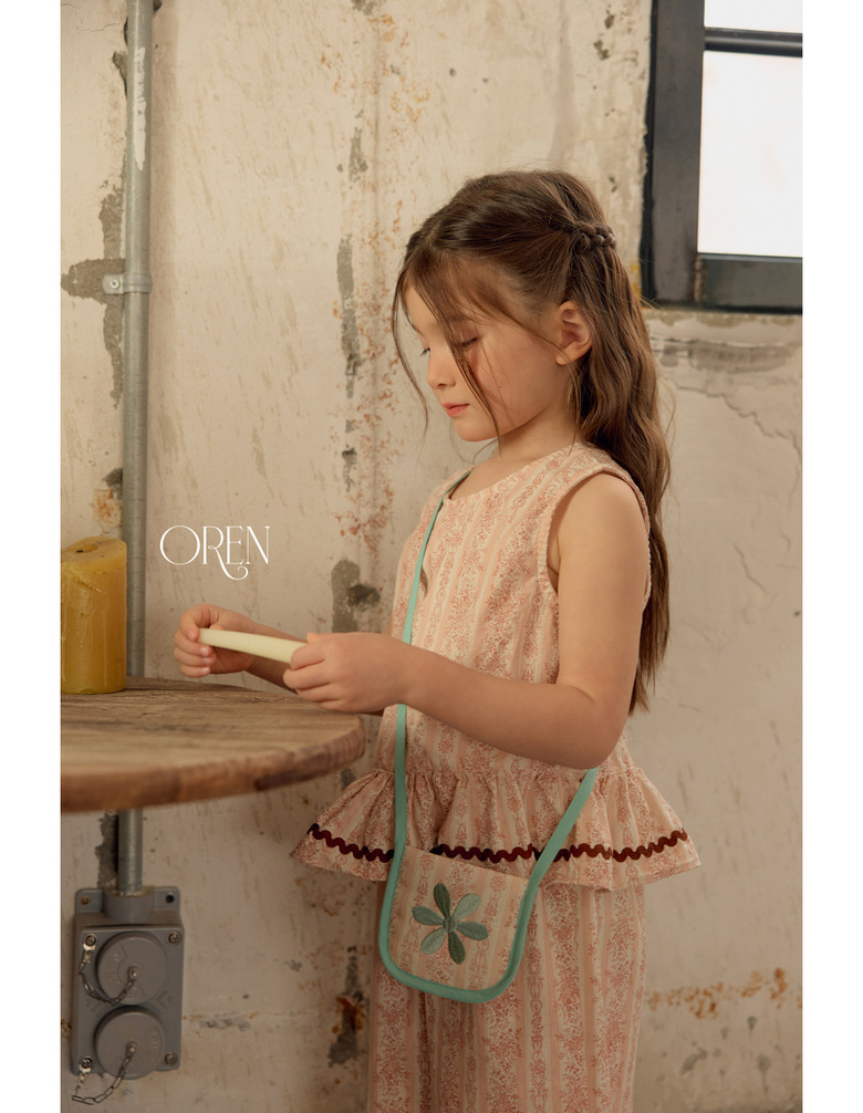 4257D3EF-86EB-4307-8291-B33F68BE357E_1_105_c