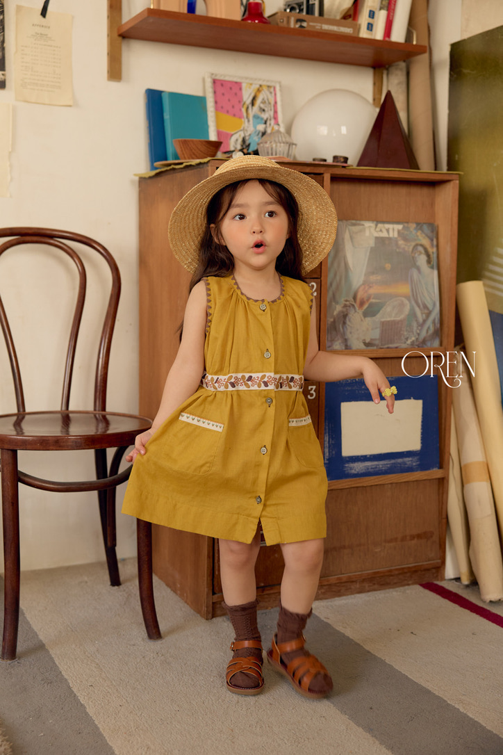 B2629C3E-1A9A-4DD7-A571-CE068ADDAD23_1_105_c