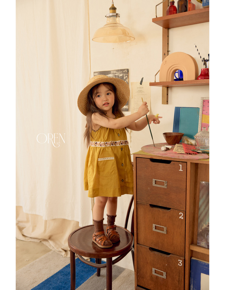 F34CCC93-BE98-4180-BED3-B8B89D7A45F4_1_105_c