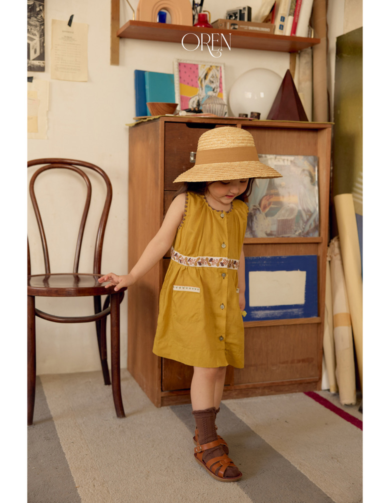 3304856E-154F-4800-ACD7-30DD7A255368_1_105_c