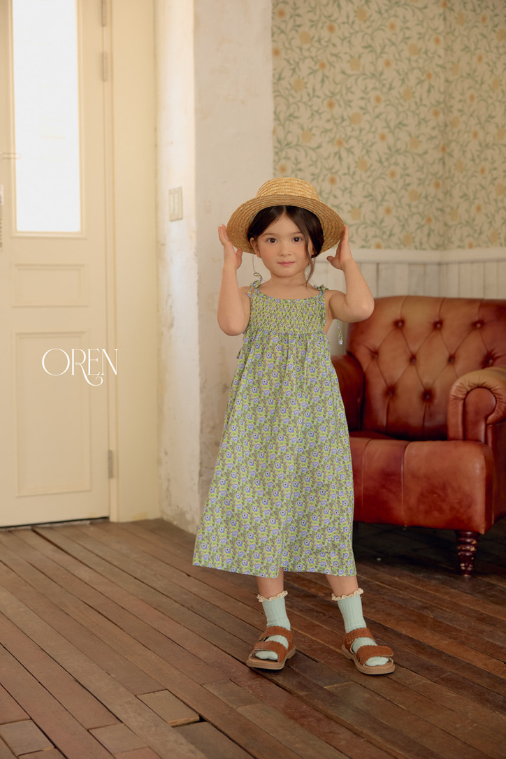 302B0363-57F4-484F-BA0E-3CE1A813F5E0_1_105_c