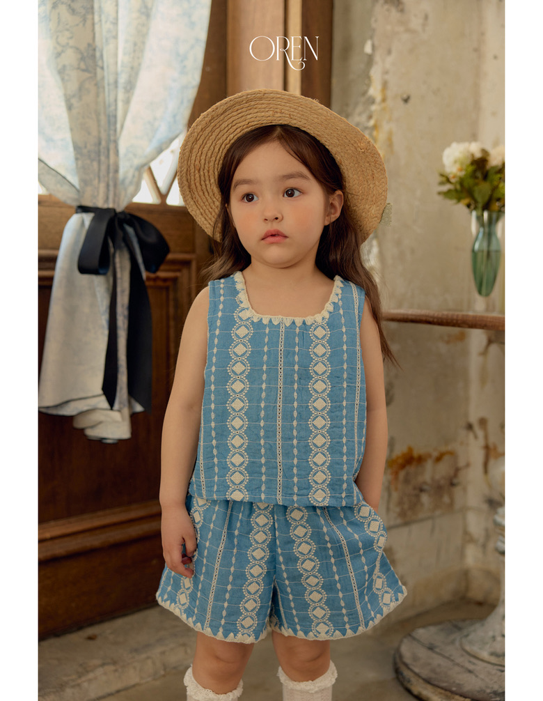 E15F0222-6A6E-456C-93DE-3C64E50EEEE5_1_105_c