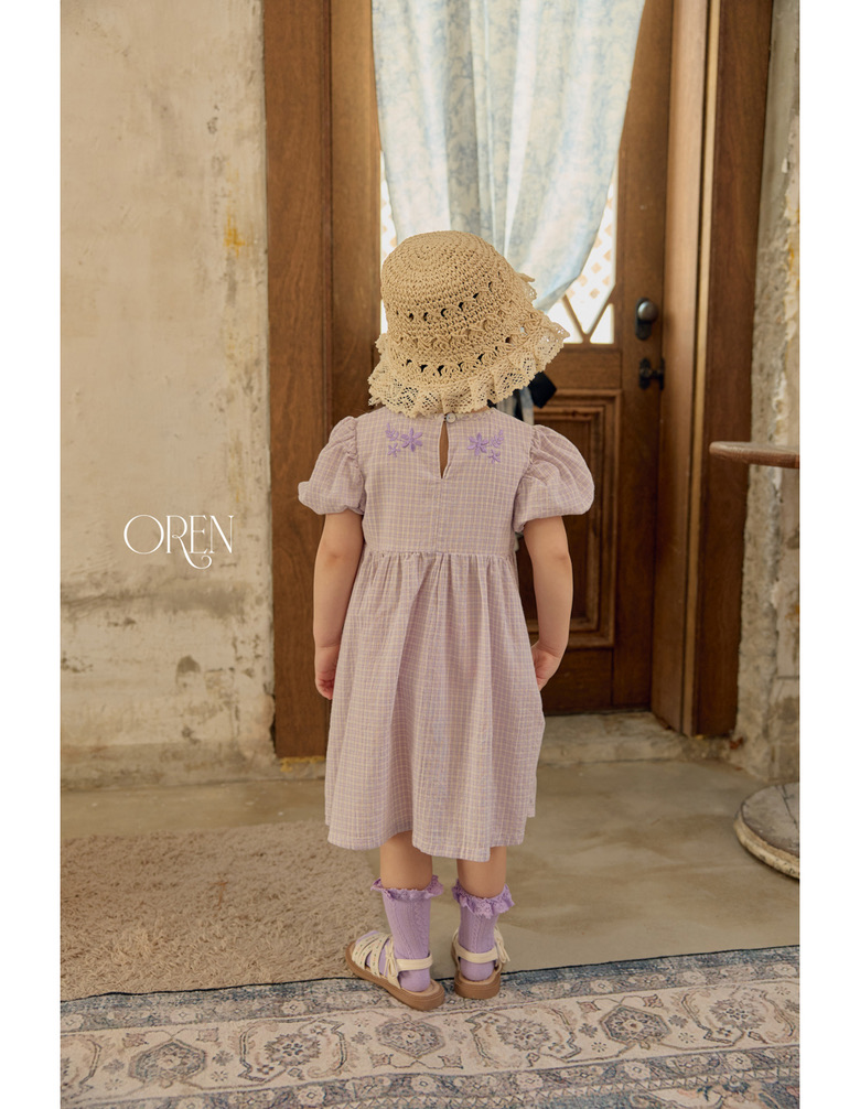 D11C2A45-CF01-4996-8846-4B4EA8AAF341_1_105_c