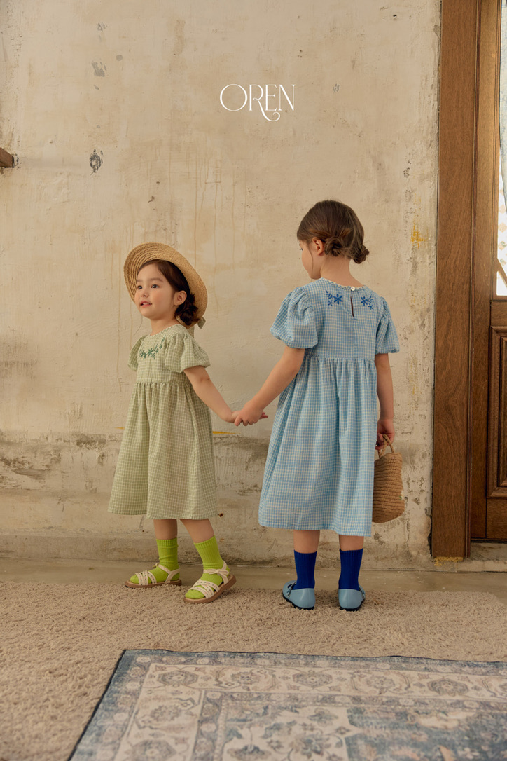 130E0500-3E6F-4053-ACCE-BA8243FABBD3_1_105_c