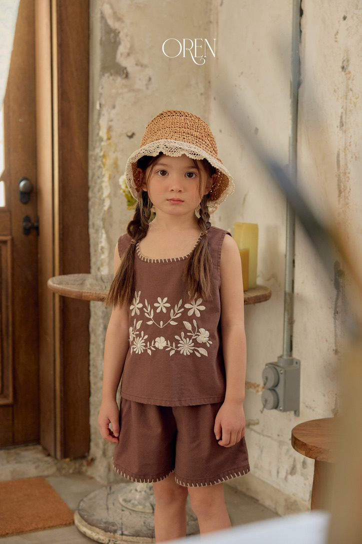 15359DFF-F5AF-4279-8A82-56D43052050F_1_105_c