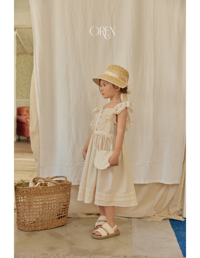 F826D88D-6FE3-4A04-AB8D-BD32C15524AF_1_105_c