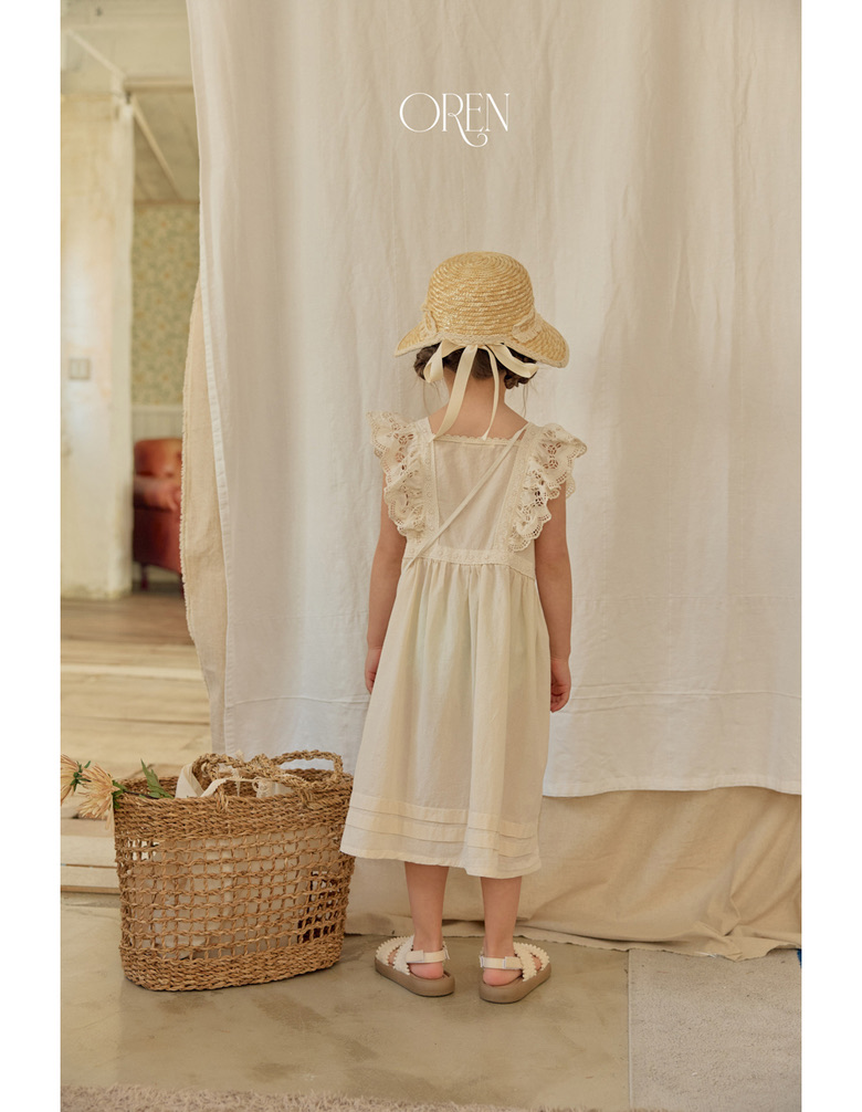 28C61BE9-D311-4350-A240-3CD5062BF177_1_105_c