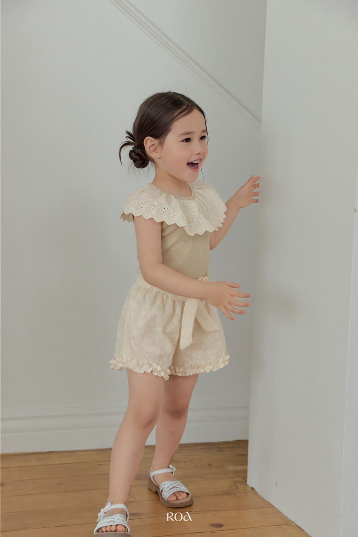 DA1C518E-BD2B-4100-9632-9BF5C27F29ED_1_105_c