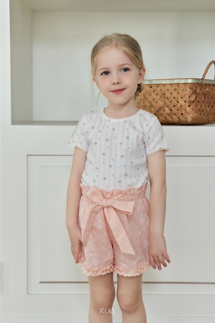 E66F4FE9-AE37-431E-B1EB-15F52CD60D90_1_105_c