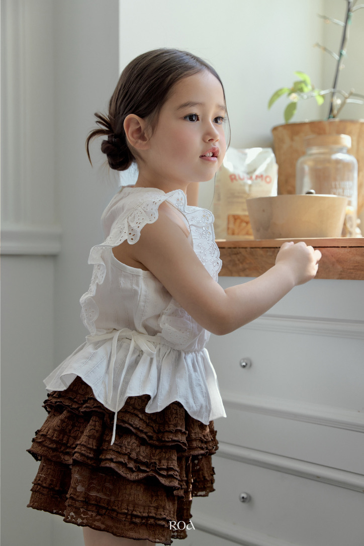 6C763091-35EB-408A-B1CB-AED3F631E457_1_105_c