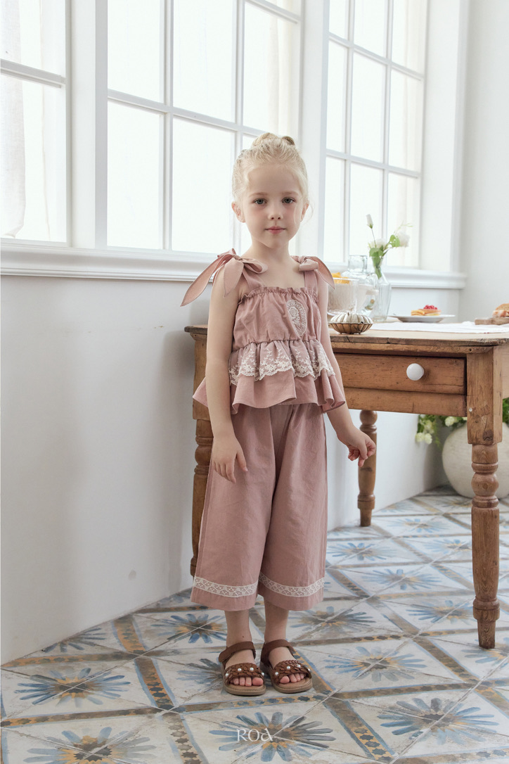 0BCEDE37-99C5-47E4-94EC-E7B8F16E1D13_1_105_c