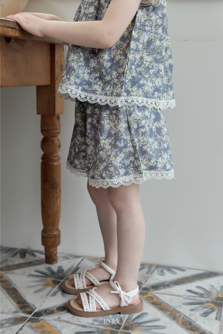 0C258080-A1D2-4D5C-8EB8-F1809651596D_1_105_c