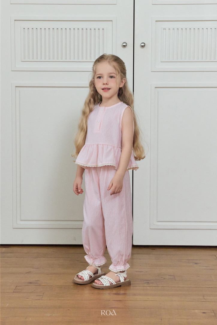 6108E4B3-7A54-4E3F-9B82-BAE0D190CC51_1_105_c