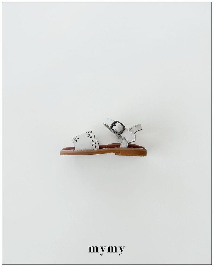 AC0DC834-B5BD-4595-9970-5A0659B07E51