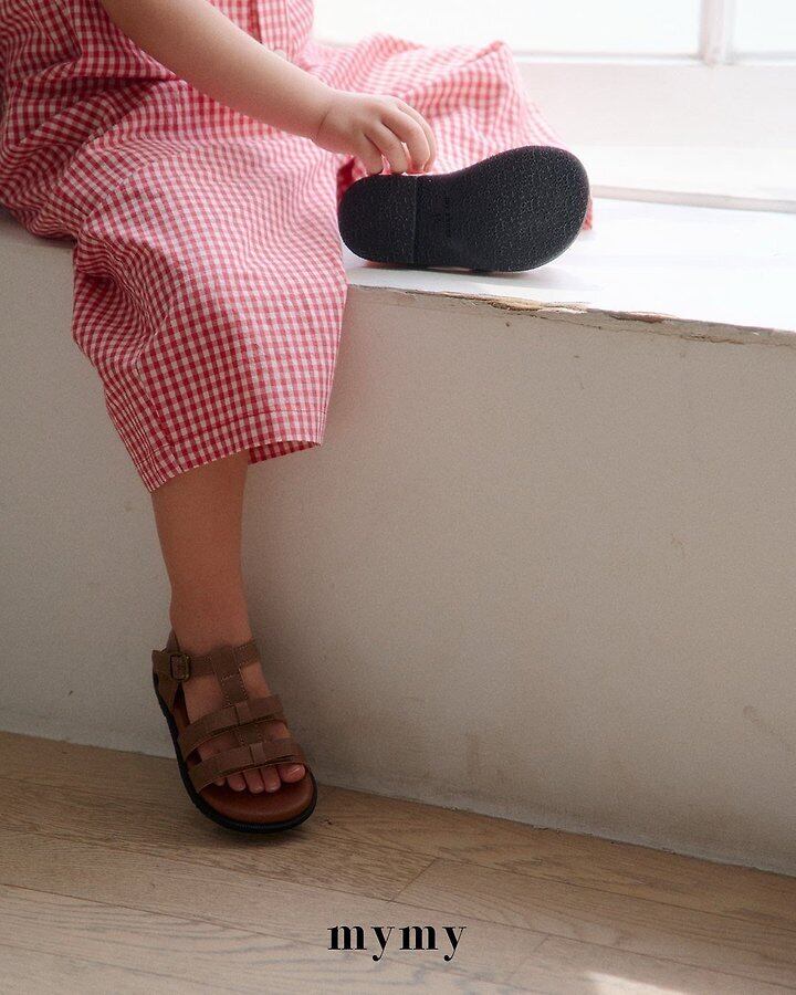 6FC268B5-2947-4918-852F-B9208F6DD3D8