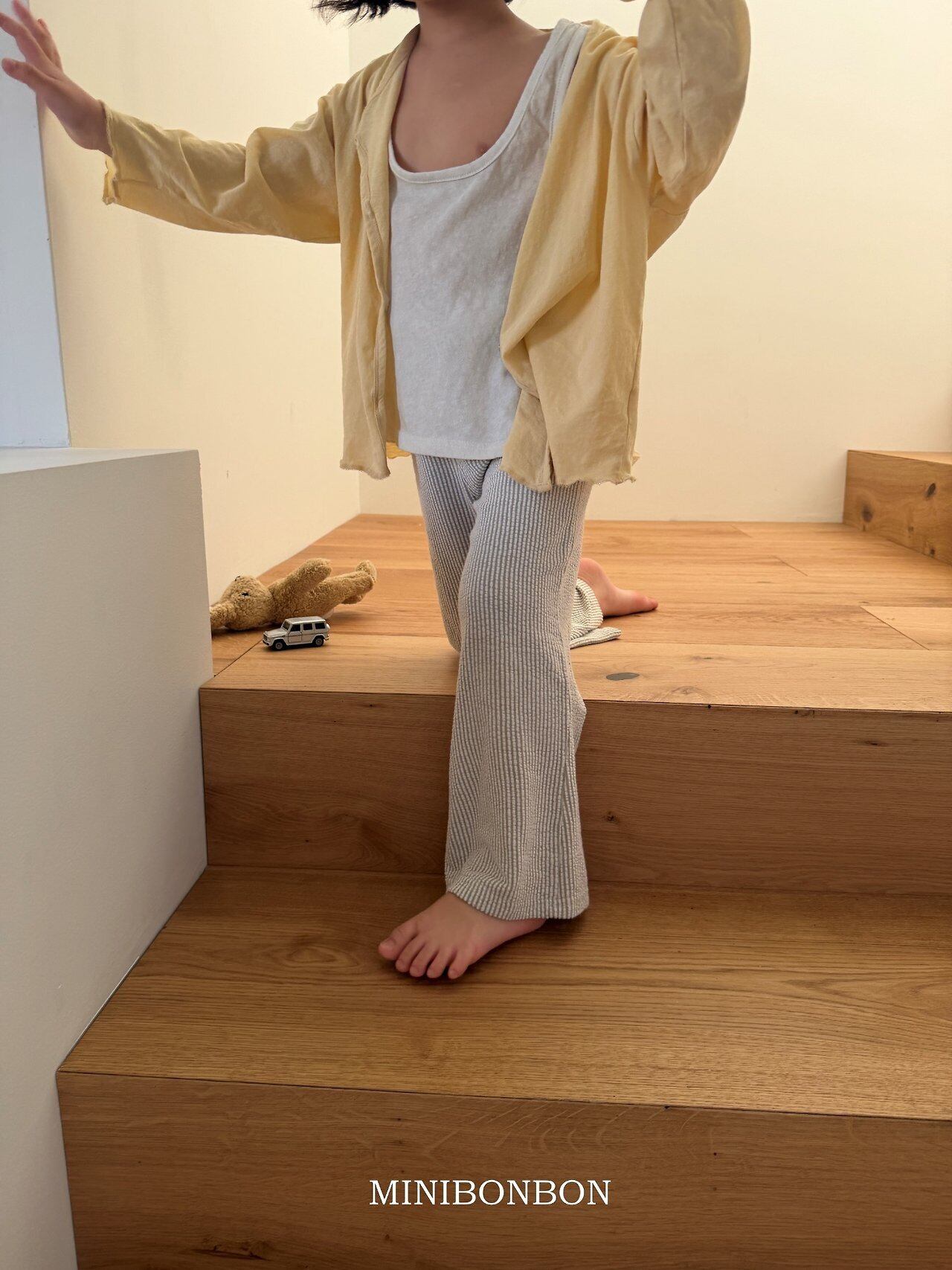 9FA27AC9-AABB-45A1-BC3B-347540A9E693