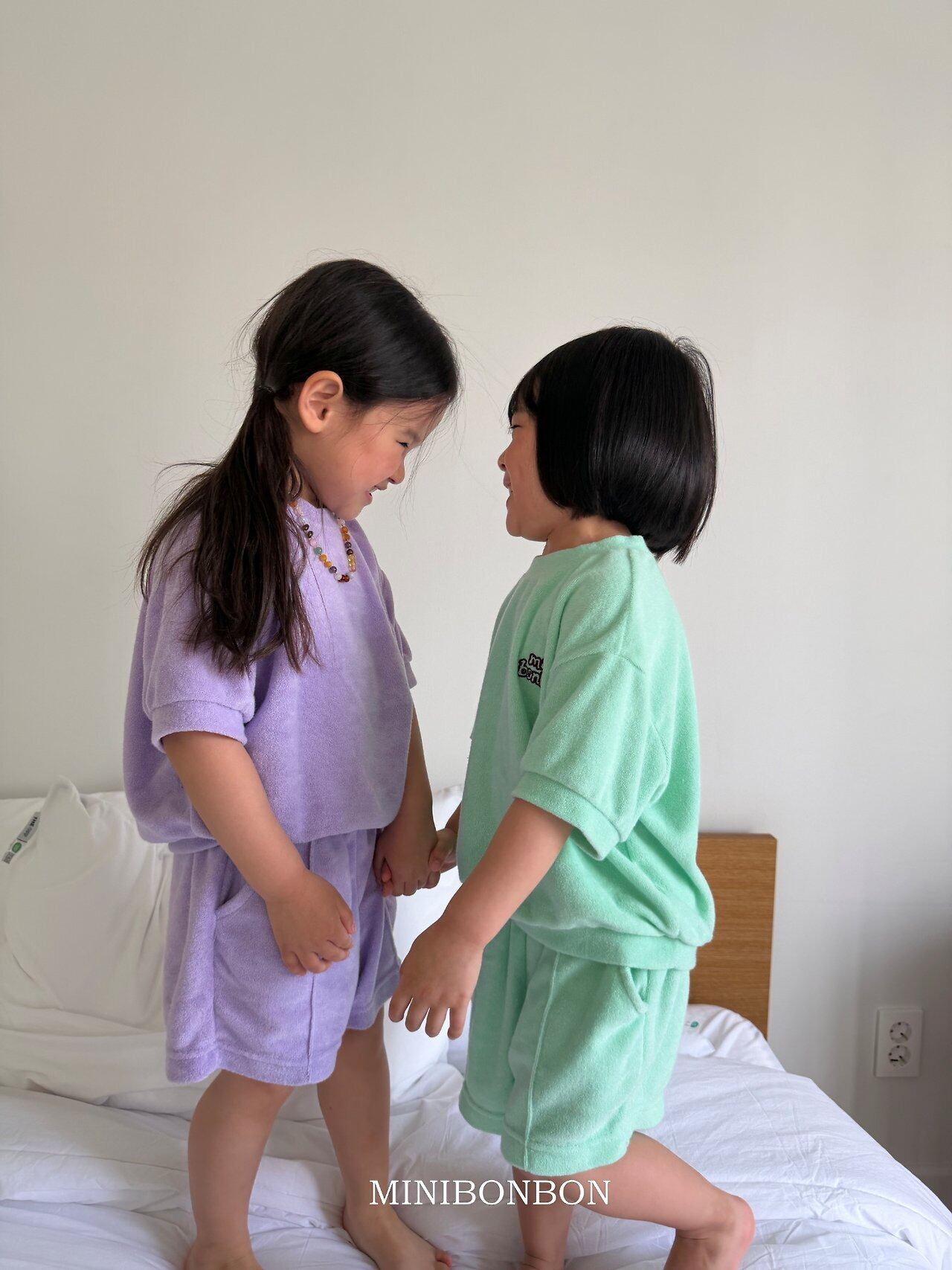 D061CEAC-0795-4750-8BB3-6F9CDDEE9387