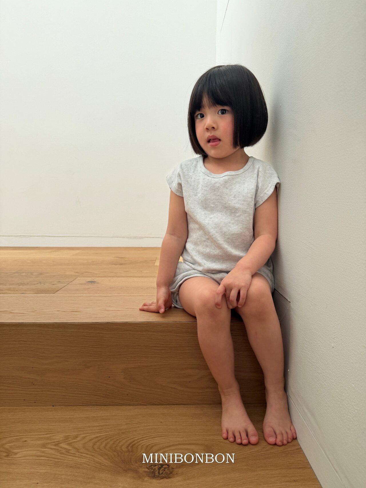 9EE88226-79A9-43D9-89AA-2AB7F1BEA8FA