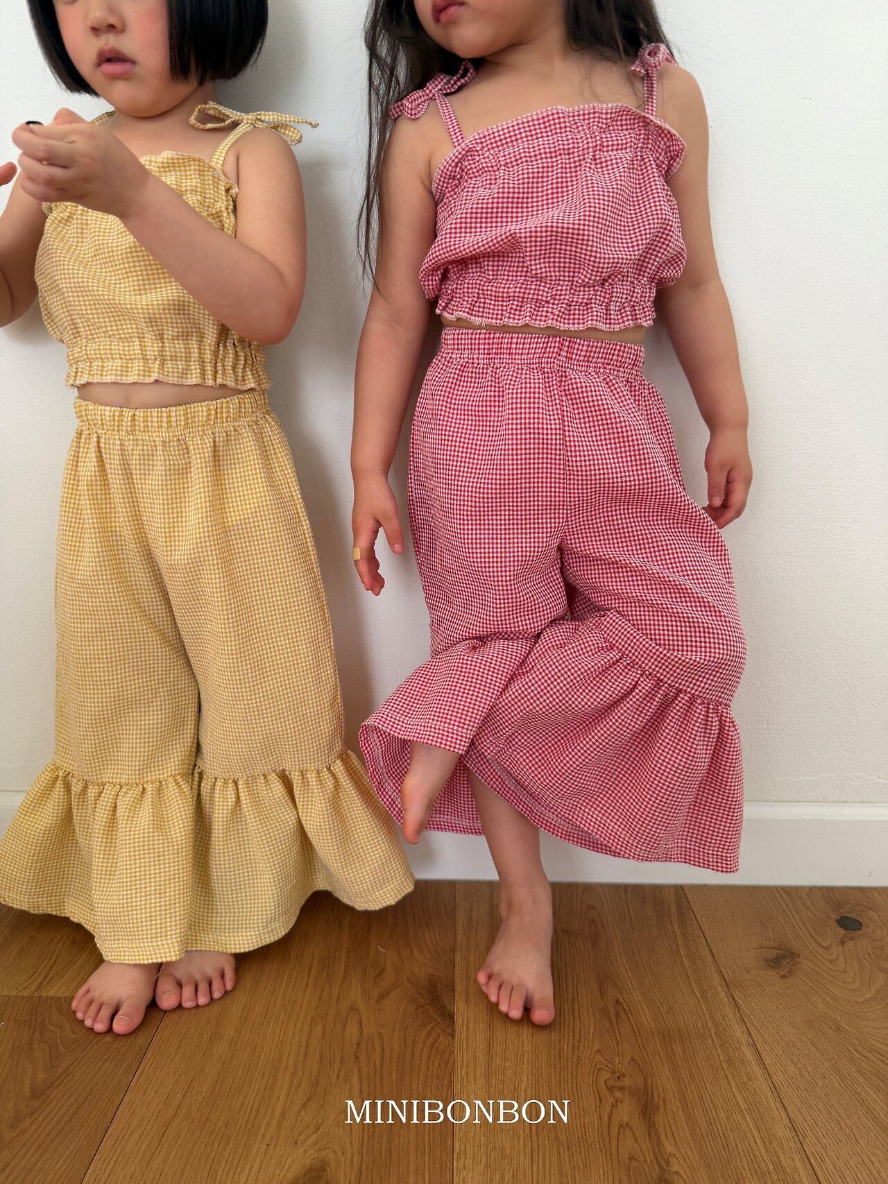 0845FE7B-08B3-44A1-89A2-9E6BBCC6F102