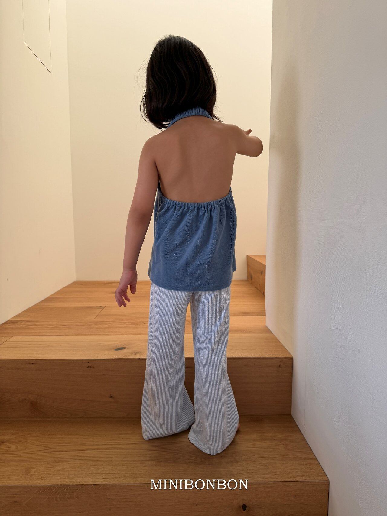 DD529C3B-9041-4CE3-901F-24D3AFC462BE