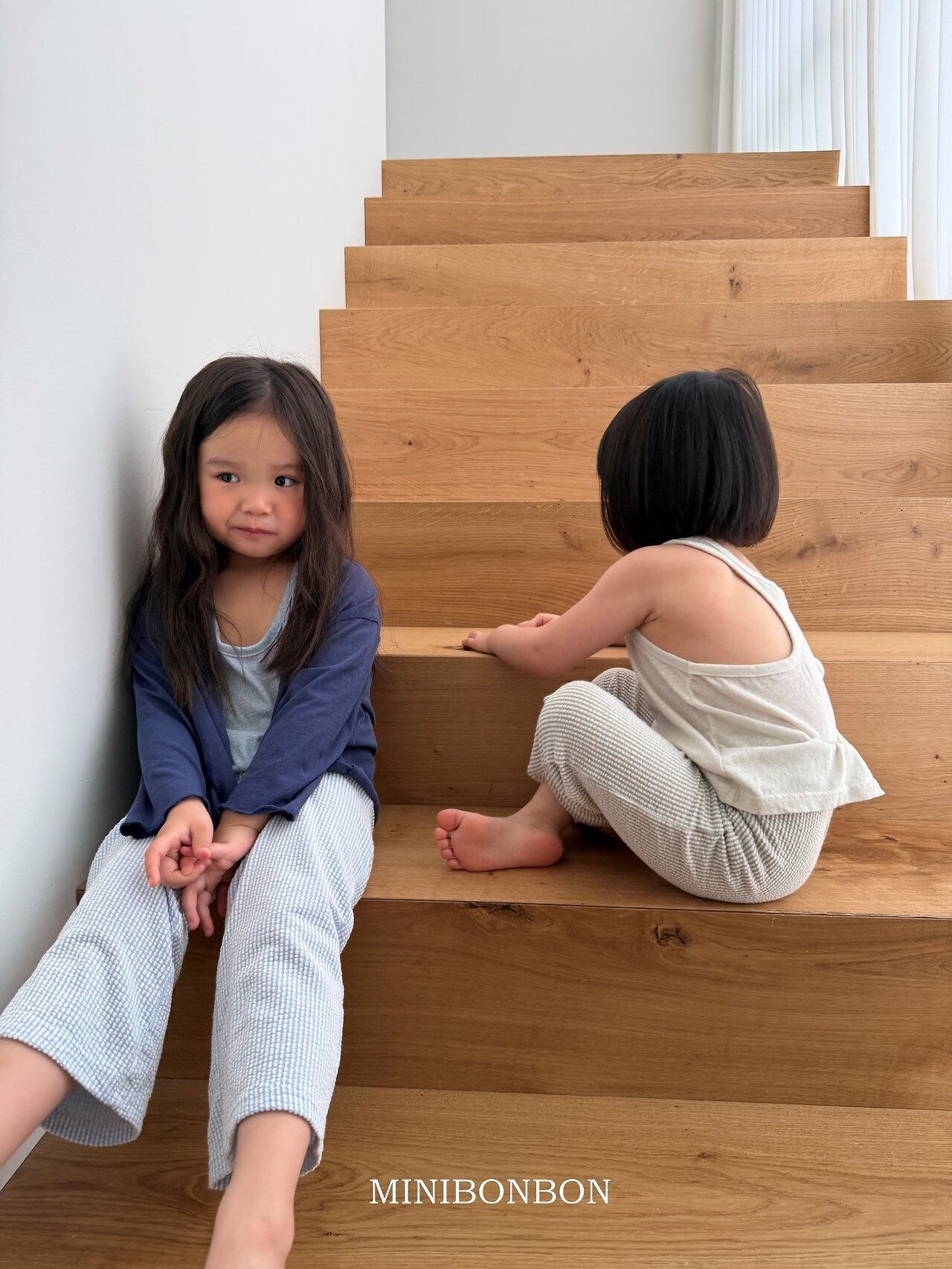 DC61C0A0-DA22-46D8-91A6-F377EB2B3DBA