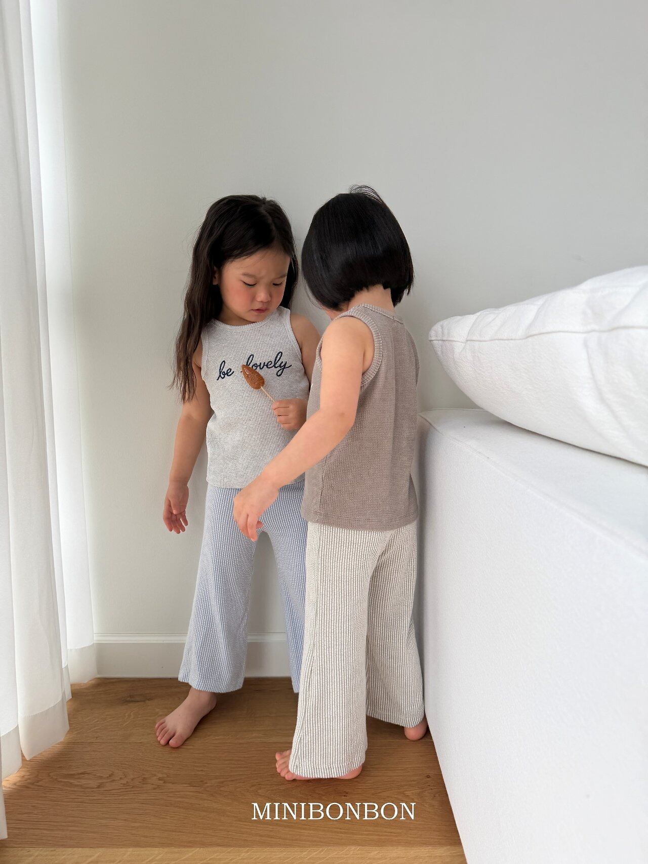 6811C057-F10C-450A-827C-A021D65B8360