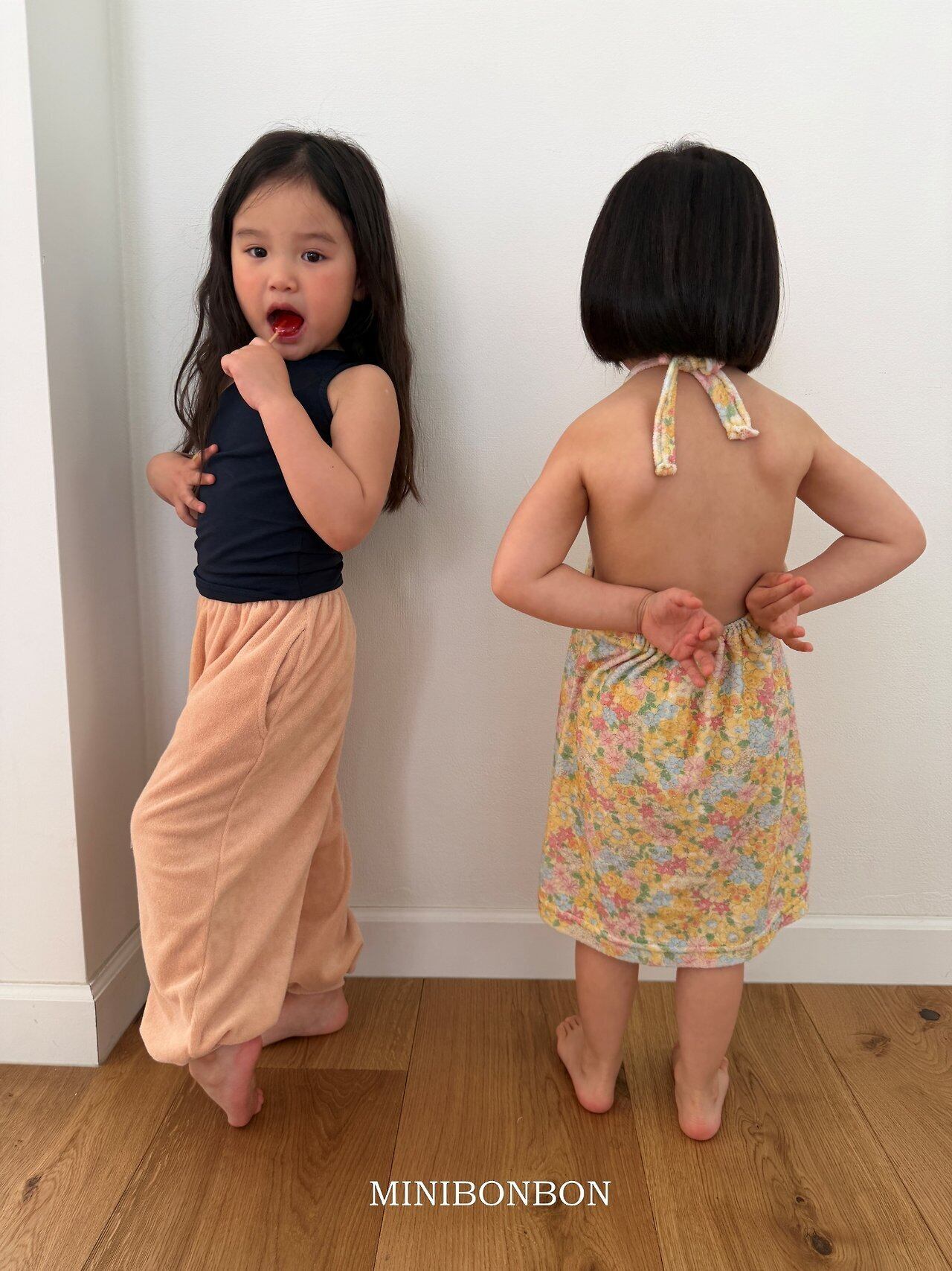 135B8557-44F3-40E5-9F16-3B69066C1A70