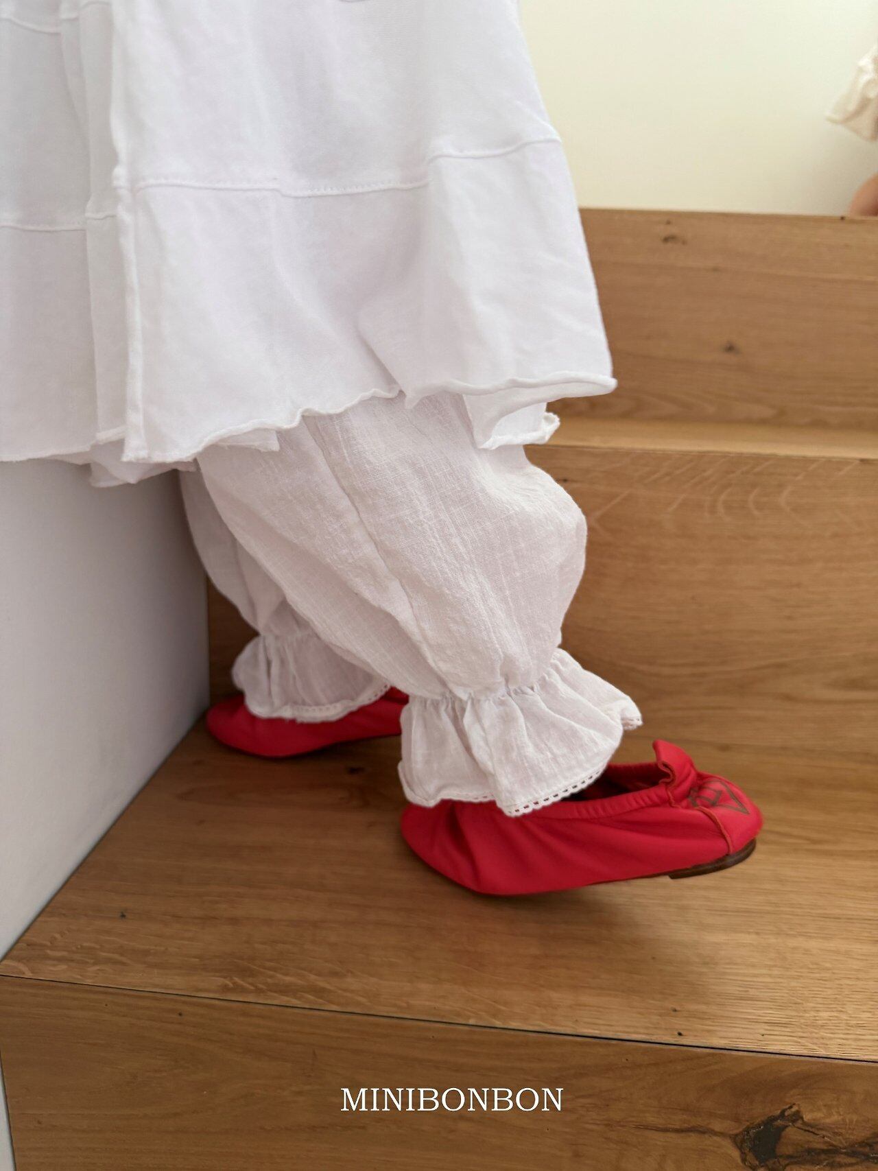 CC6EDFA2-092D-49D2-A84D-98559153F97C