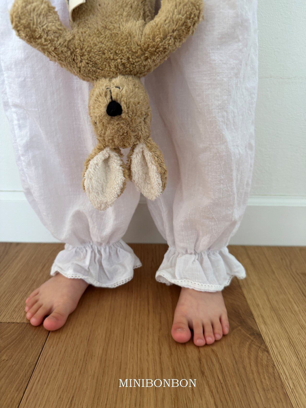 B412235B-6149-46B6-88C0-6DD3F9FB0087