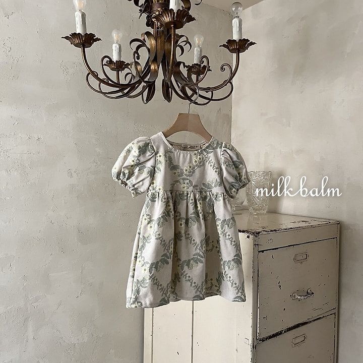 F6AA69BA-0CE4-4753-89F0-9BCCDF034B0C