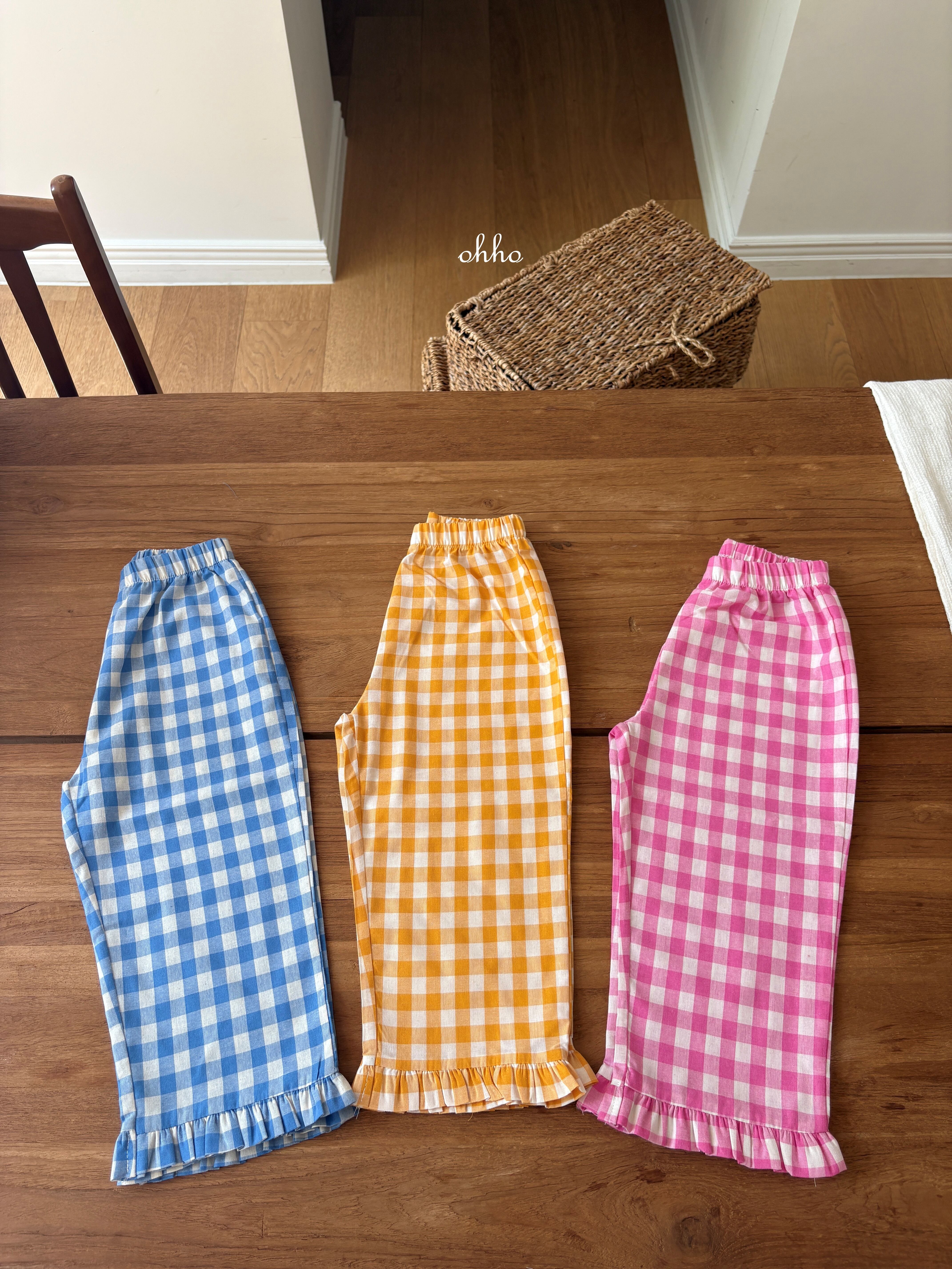 D6F973E8-F0A7-4F1D-B389-E31B6790881B