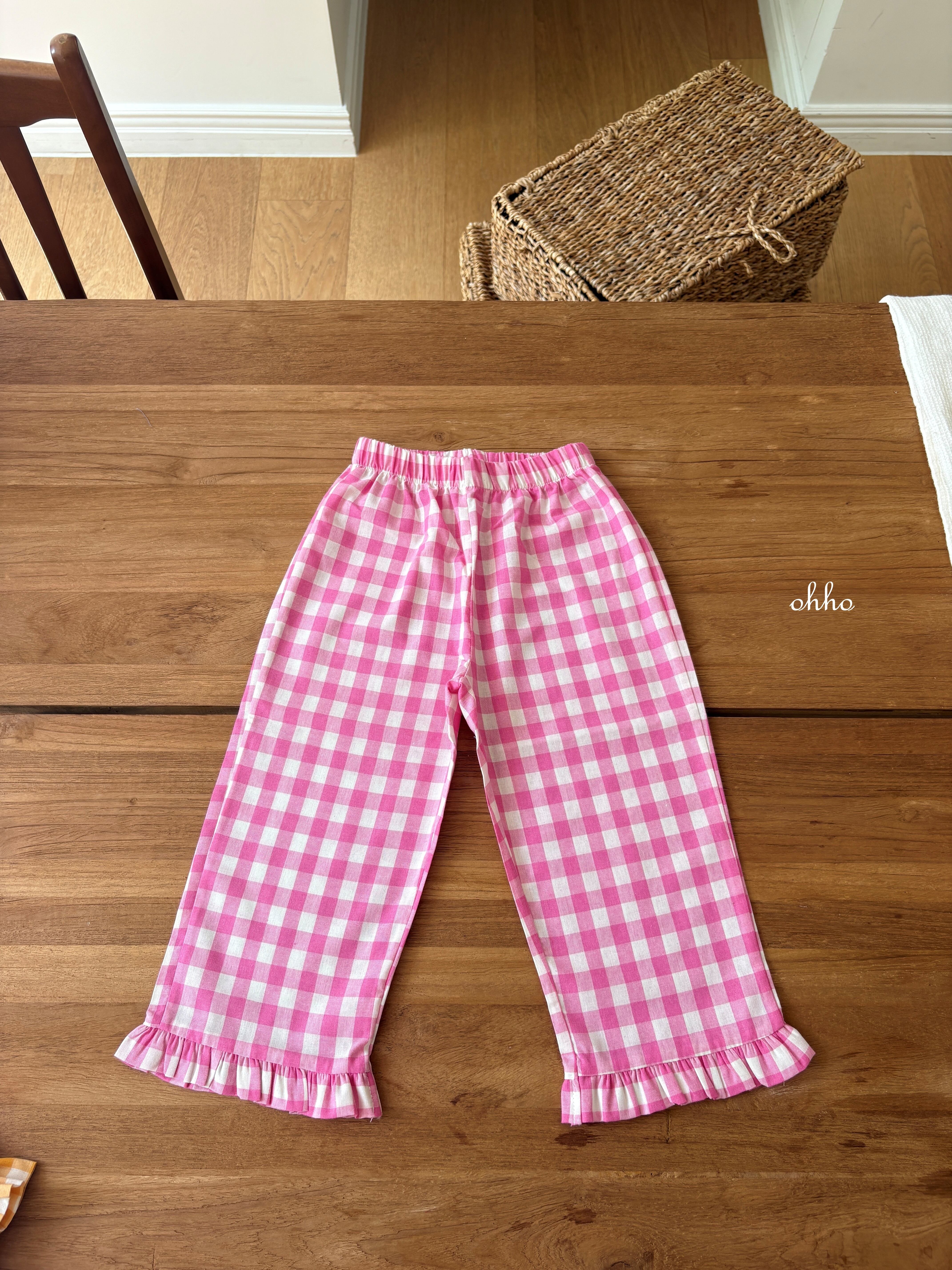 A947F7BD-C3AC-4A6B-A11C-A9469AA0096E